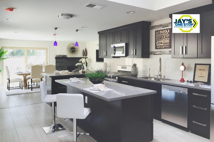 cleaning hacks for Palm Desert homeowners